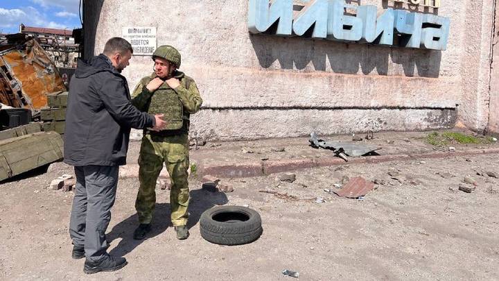 Журналист Соловьев посетил Мариуполь с главой ДНР Пушилиным