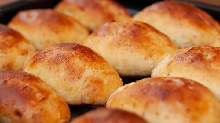 Вкус детства: диетолог Калинчев рассказал о пользе бабушкиных пирожков