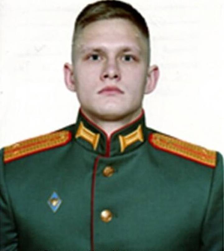 Старший лейтенант россии. Лейтенант военно медицинской службы.