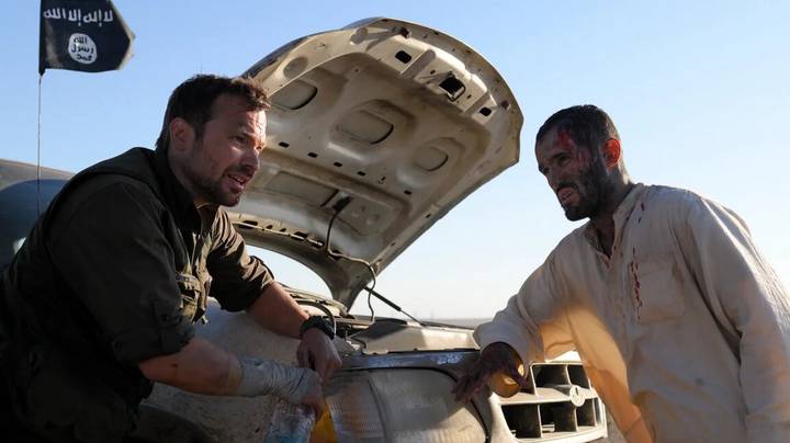 Кадр со съемок фильма «Своя война. Шторм в пустыне»