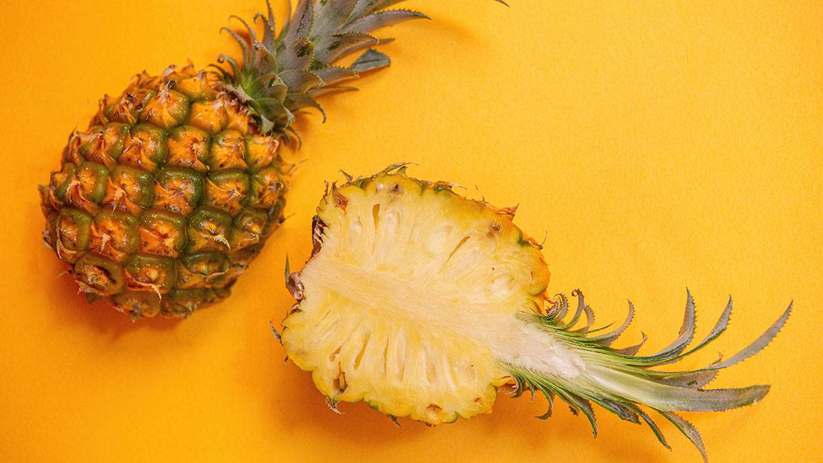 Диетолог Стародубова развеяла главный миф об ананасе 