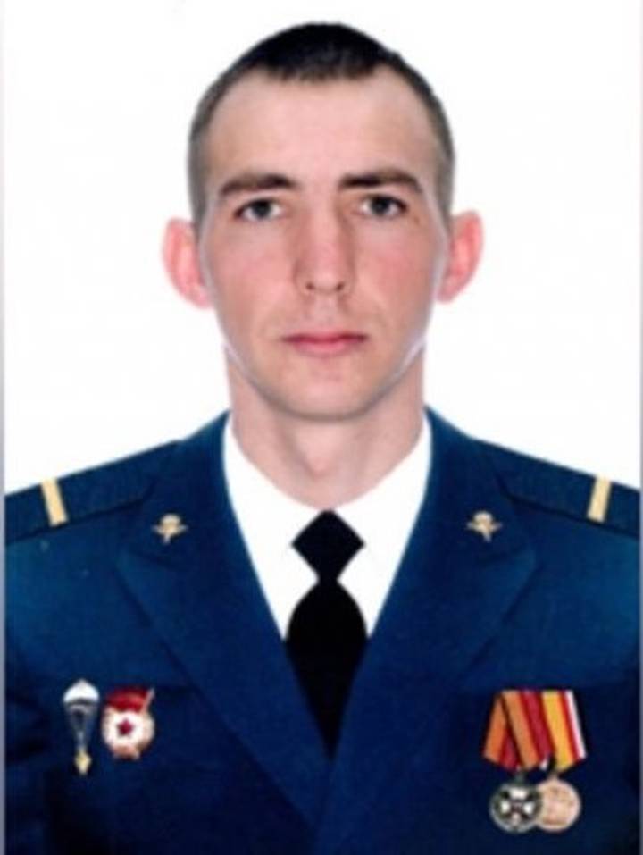 Подполковник наладил связь, сержант сорвал контратаку врага