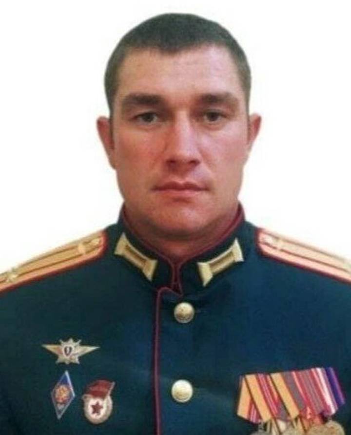 Подполковник наладил связь, сержант сорвал контратаку врага