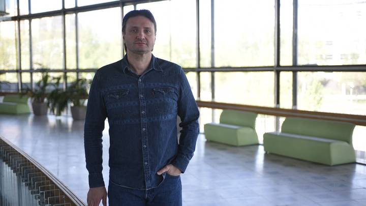 «Иногда вести диалог бесполезно»: Эдгард Запашный — о культуре отмены, уходе западных брендов и помощи циркам Донбасса