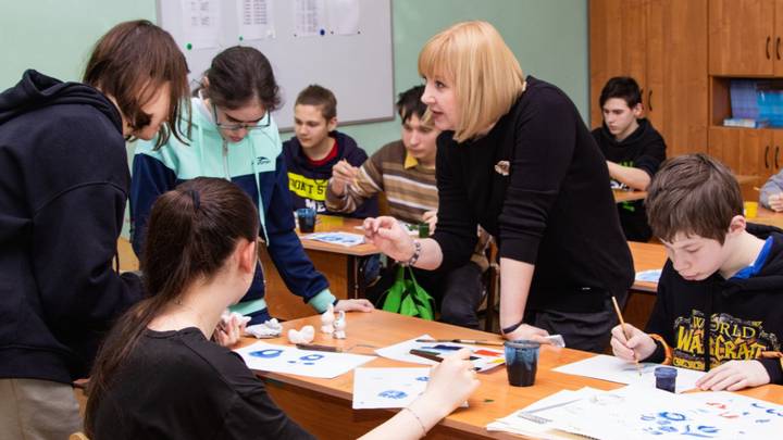 Столичные организации соцзащиты помогают детям с особенностями здоровья получить профессию