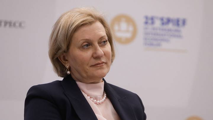 Попова допустила рост заболеваемости COVID-19 в сентябре