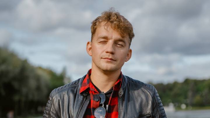 «Мы еще переиграем Голливуд»: актер Алексей Демидов — о кино, культурном обмене и стереотипах