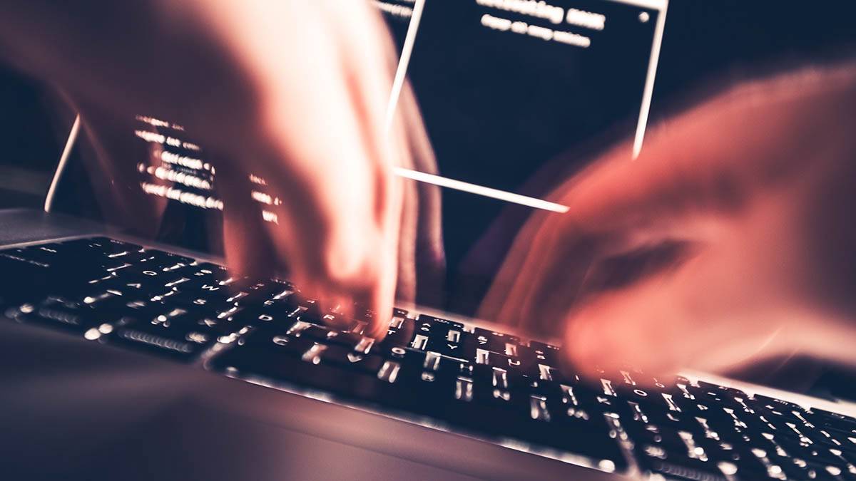 Эксперты рассказали, как хакеры похищают аккаунты россиян в мессенджерах