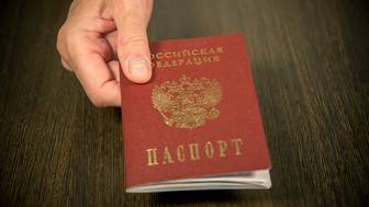 «Продолжительность жизни растет»: в Госдуме предложили менять паспорт после 60 лет