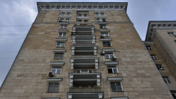 Капремонт фасада «Генеральского дома» в Москве завершат до конца года