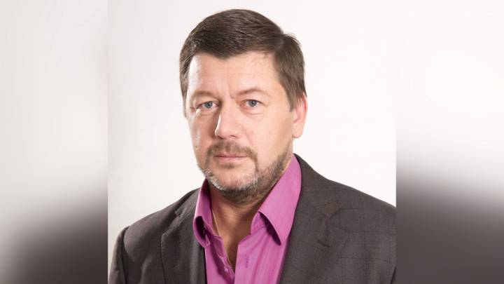 Время полоть сорняки: поэт и писатель Дмитрий Дарин рассуждает о патриотах и либералах нашего времени