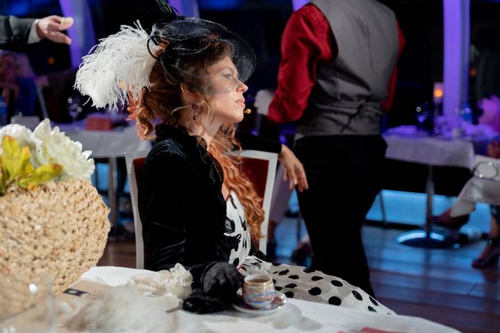 Театр на столичных волнах 