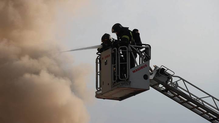 Площадь пожара на аэродроме под Курском после атаки БПЛА составила 500 квадратных метров