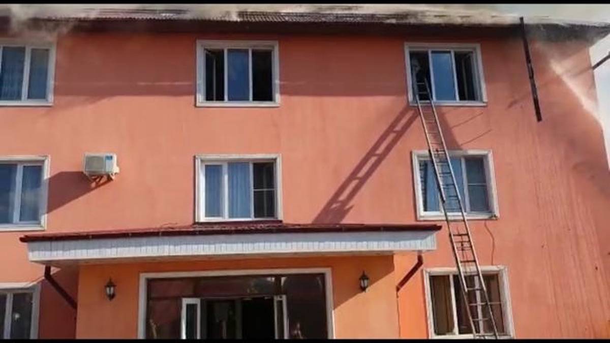 Пожар потушили в доме в Подмосковье, где погибли трое детей