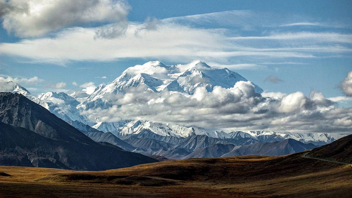 Военные США сбили некий «высотный объект» в небе над Аляской