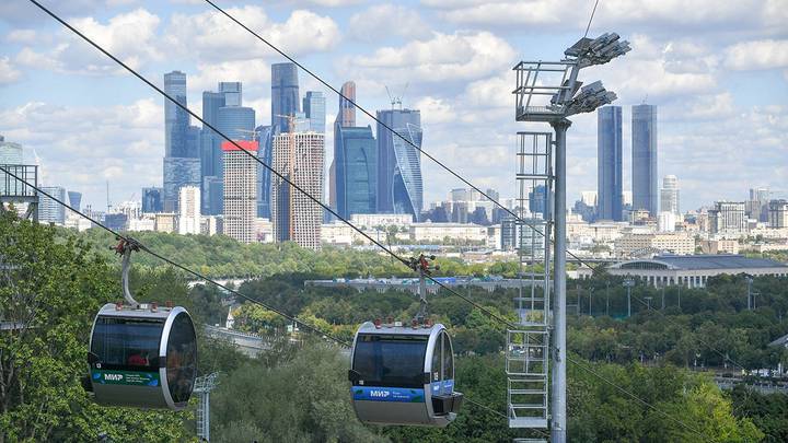 Первоклассники смогут бесплатно проехать по канатной дороге в Москве 1 сентября