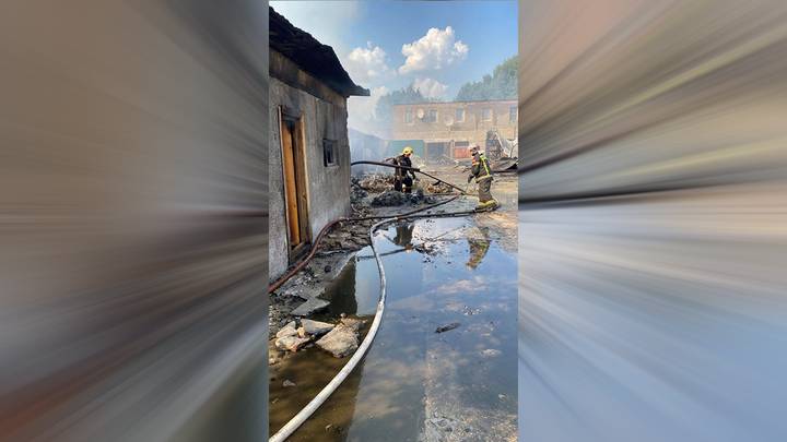 Открытое горение на территории конноспортивного клуба в Подмосковье ликвидировано