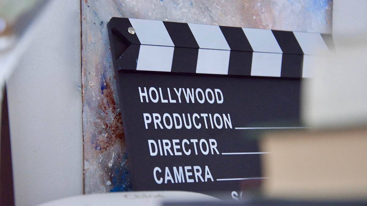 Голливудские сценаристы единогласно одобрили решение о проведении первой за 15 лет забастовки