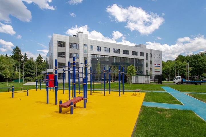 В столице ввели новые объекты образования