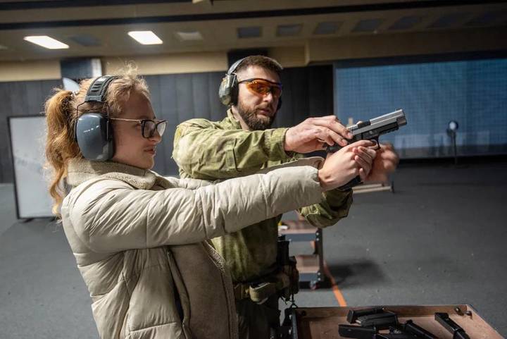 Стрелковый клуб открыл свои двери для профессионалов, любителей и охотников