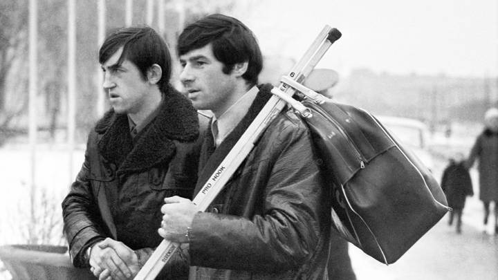 Хоккеисты Борис Михайлов и Валерий Харламов