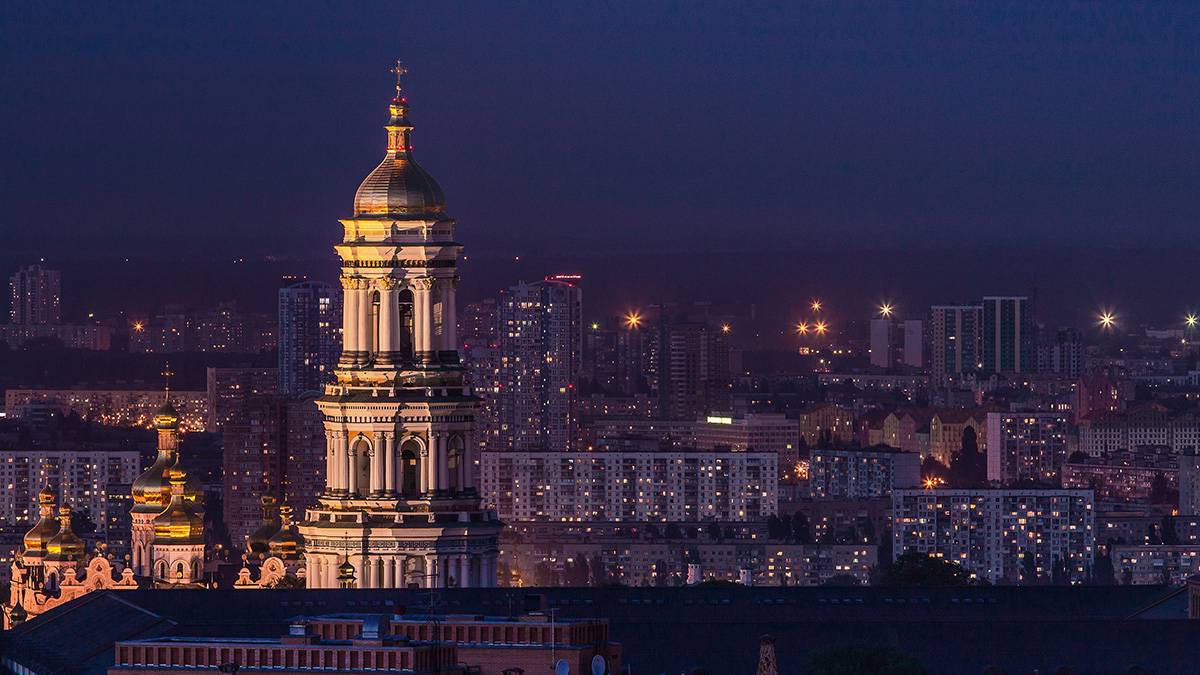 Власти Киева запретили слушать русские песни в публичных местах