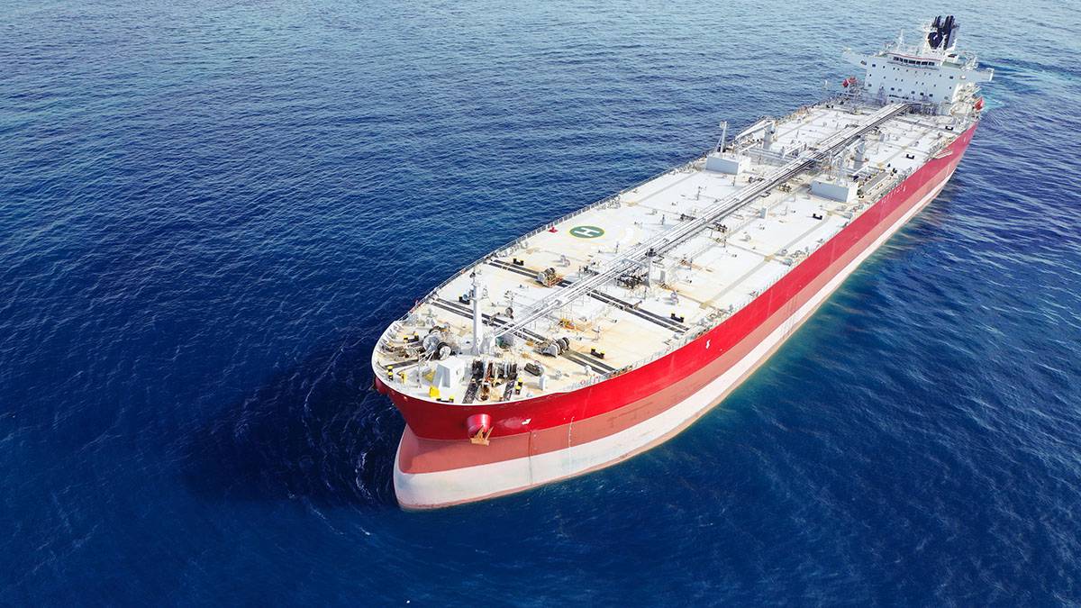 В Турции отбуксировали второй за сутки танкер, который следовал в Россию