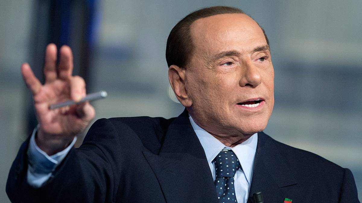 Экс-премьера Италии Берлускони оправдали по делу о подкупе свидетелей