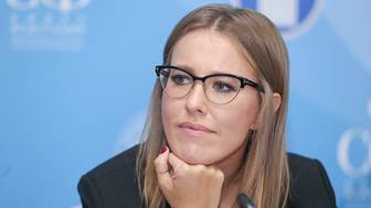 Собчак заступилась за девушку, которой вынесли приговор за кальян на куличе