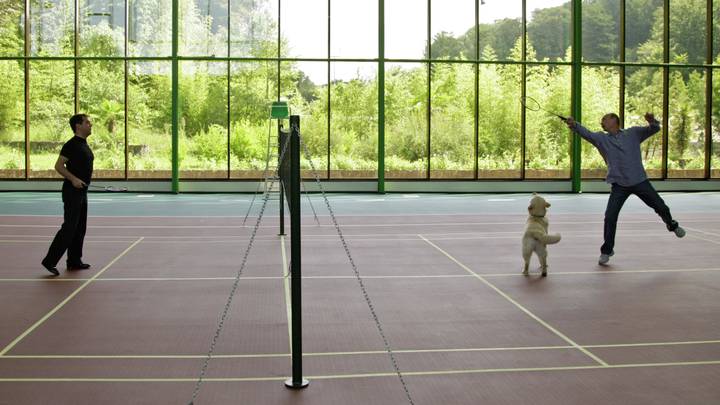 Дмитрий Медведев и Владимир Путин во время встречи на территории сочинской резиденции «Бочаров ручей», 2009 год / Фото: РИА Новости Дмитрий Медведев и Владимир Путин во время встречи на территории сочинской резиденции «Бочаров ручей», 2009 год / Фото: РИА Новости