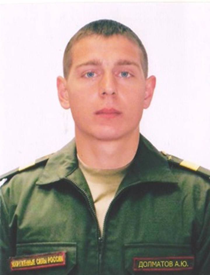 Начальник радиостанции, старший сержант Алексей Долматов 