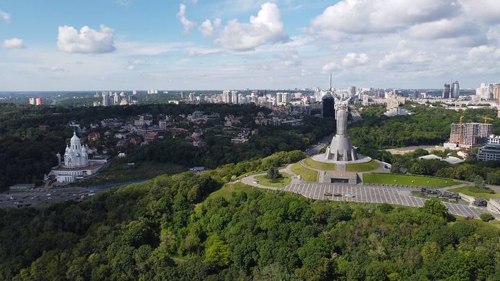 СМИ: Киев намерен национализировать «Укрнафту», «Укртатнафту» и «Мотор Сич»
