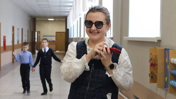 Ко Дню белой трости: как живут москвичи с нарушениями зрения