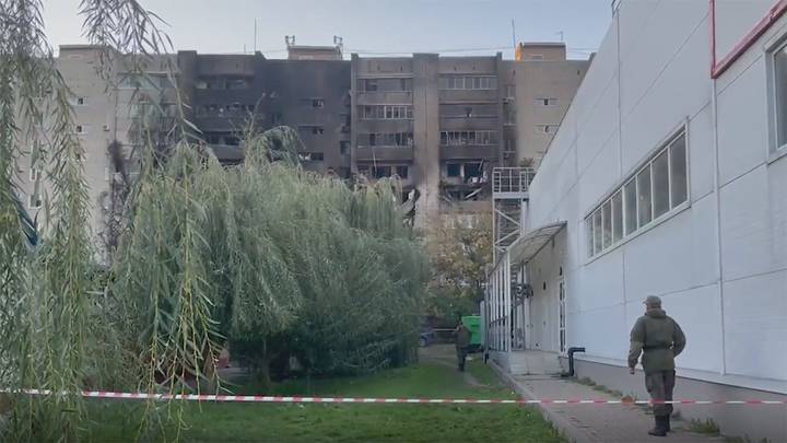 ТАСС: Причиной падения Су-34 на жилой дом в Ейске стало попадание птиц в двигатели