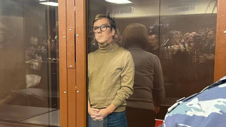 Суд арестовал коммерческого директора Собчак по делу о вымогательстве