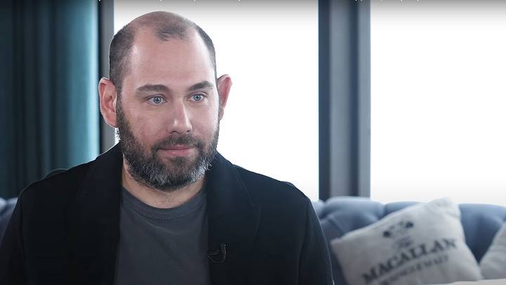 «Оскорбил чувства матерей»: в Госдуме призвали лишить Слепакова гражданства за песню о СВО