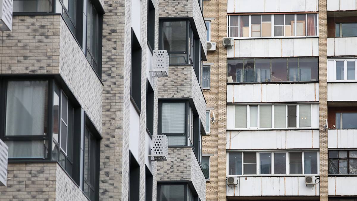 Квартиры жителей девятиэтажного дома в Химках затопило из-за ошибок рабочих