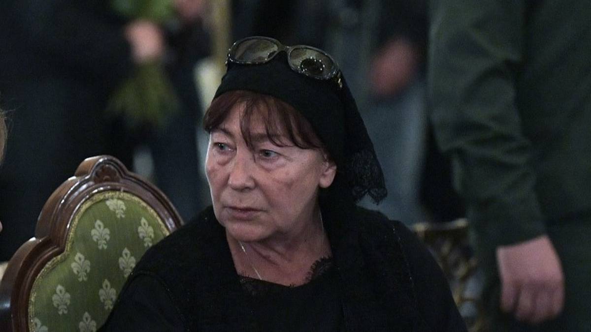 СМИ: Вдова Станислава Говорухина погибла при пожаре в своем доме