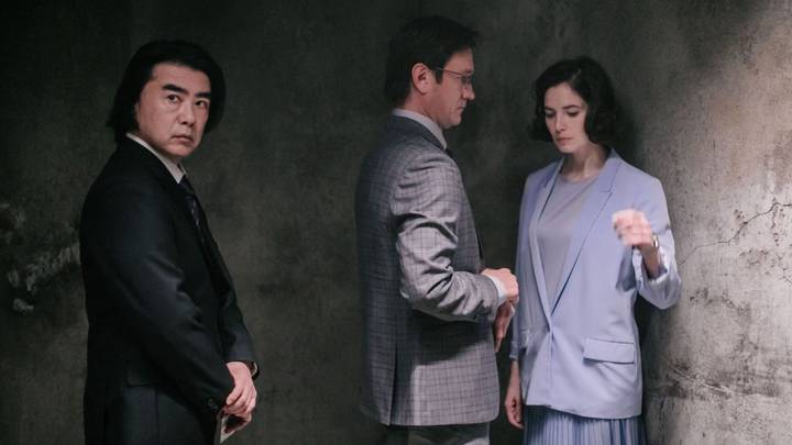 Дзюнсукэ Киносита (слева), Антон Шагин и Юлия Снигирь в «Петрополисе»