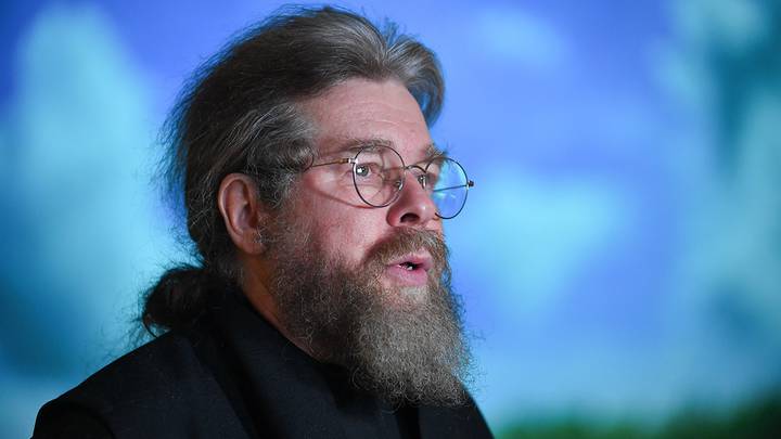 Митрополит Тихон выступил против преследования за гомосексуализм