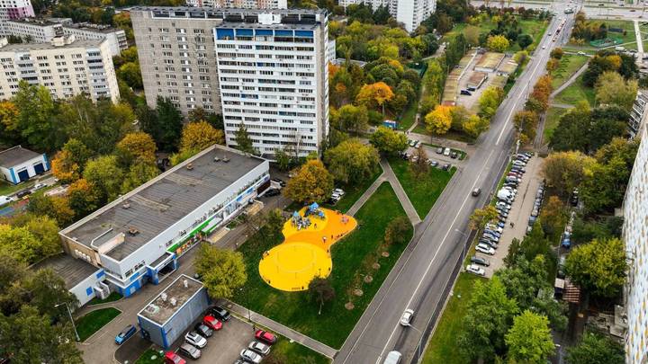 Прогулочную зону обустроили около станции метро «Орехово»