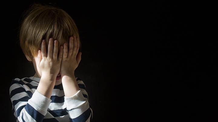 В убийстве шестилетнего мальчика в Подмосковье подозревают его сестру. Почему дети убивают
