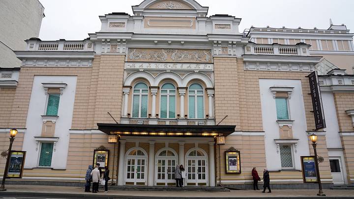 Сентябрь встретит премьерами