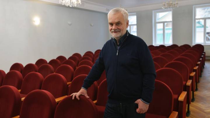 Ректор Литинститута Алексей Варламов: Хочу установить памятник Платонову с метлой