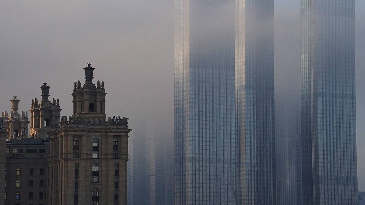 В столичном регионе объявили «желтый» уровень погодной опасности из-за тумана