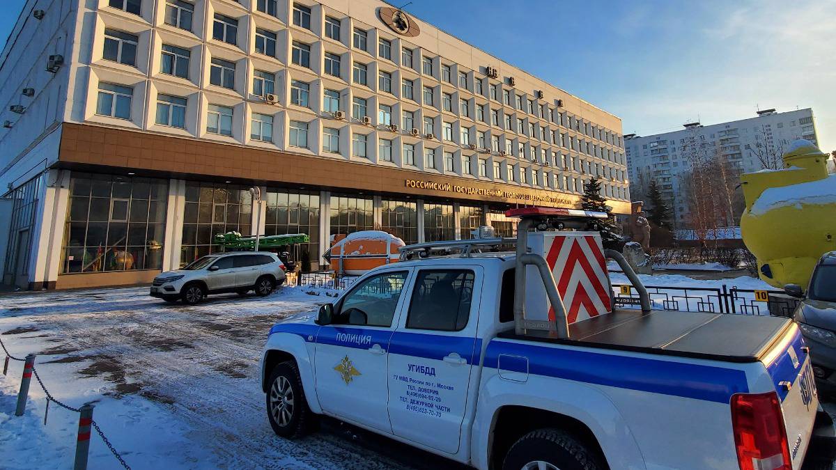 ФСБ провела антитеррористические учения в здании столичного вуза