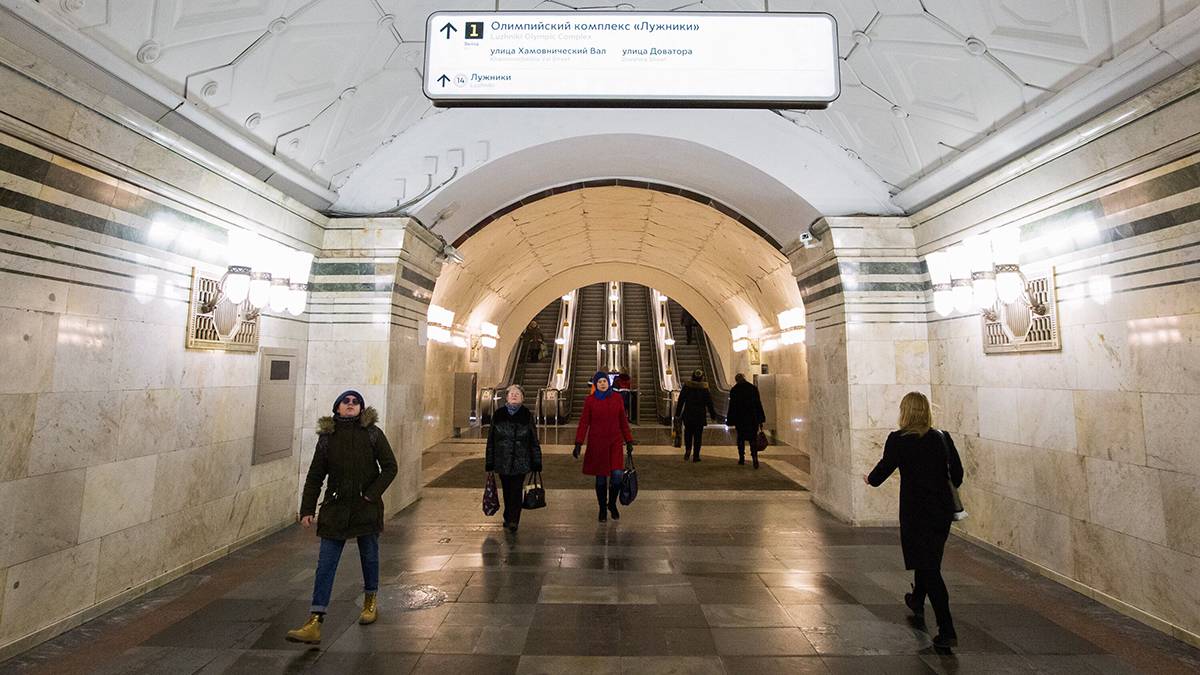 Эскалаторы на станции метро «Спортивная» будут поочередно закрывать из-за ремонта