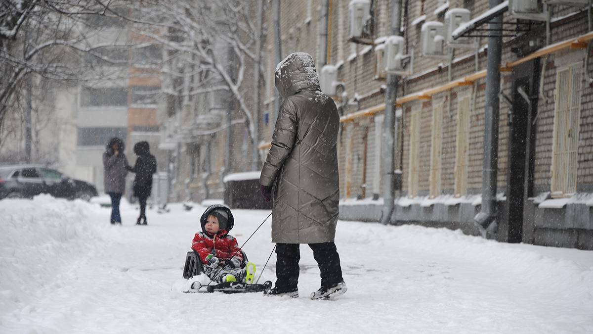 Похолодание и снегопады: синоптик Ильин рассказал о погоде в Москве на выходных