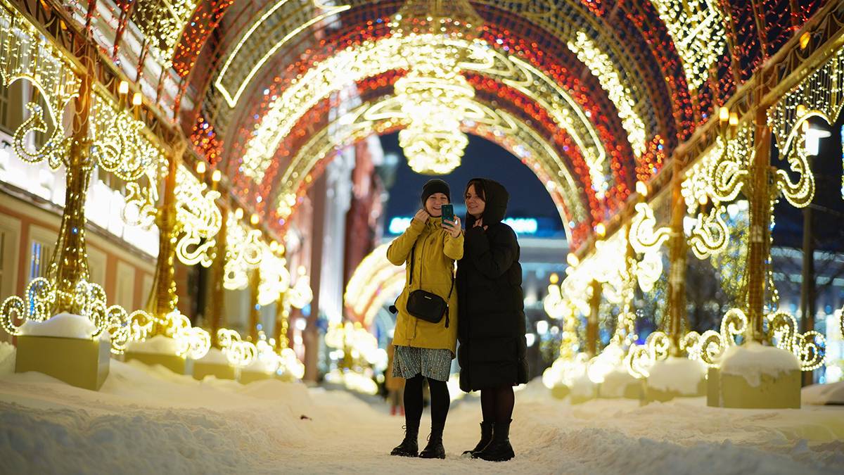 Московские психологи рассказали о способах восстановления сил на новогодних праздниках