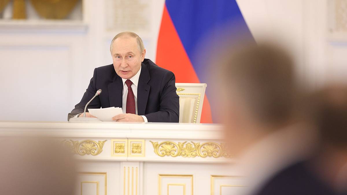 Первое заседание по выдвижению Путина на выборы идет в штабе Народного фронта